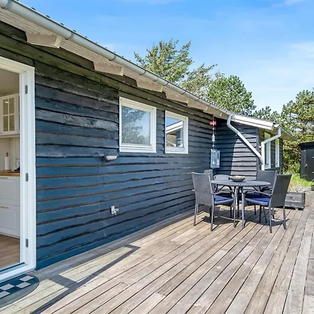 Tuke - 400m From The Sea By Interhome *
